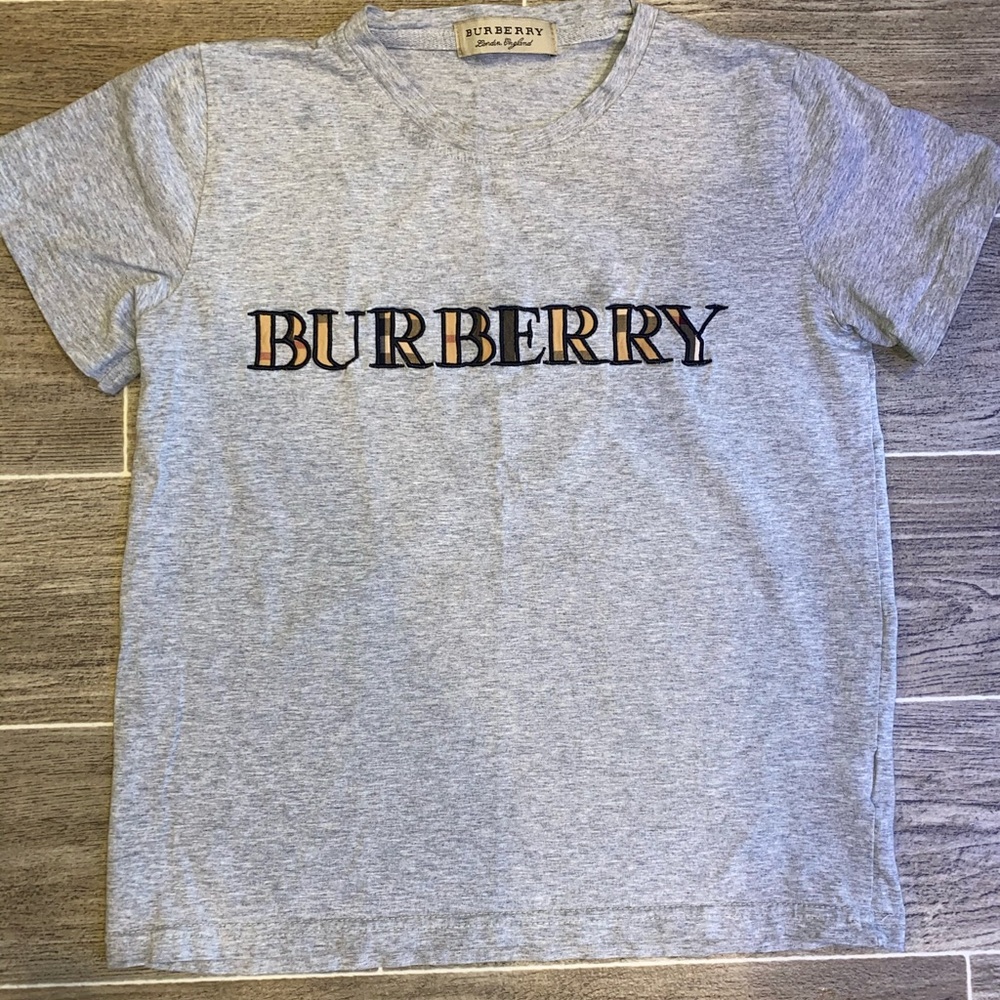 Burberry T-Shirt